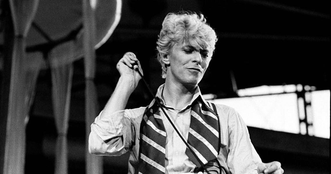 David Bowie performs on stage on the 'Serious Moonlight' tour, Milton Keynes Bowl, United Kingdom, 2nd July 1983. (Photo by Virginia Turbett/Redferns)