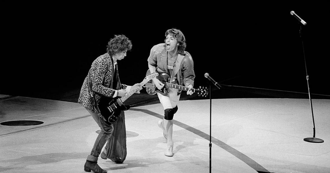 ROLLING STONES AMERICAN TOUR 1981, PHILADELPHIA, U.S.A - 1981: Mick Jagger, lead singer of the British rock group the Rolling Stones, along with other members of the group are pictured here on stage during their 1981 concert in the city of Philadelphia, America, USA. Photo by Derek Hudson / Getty Images 1981