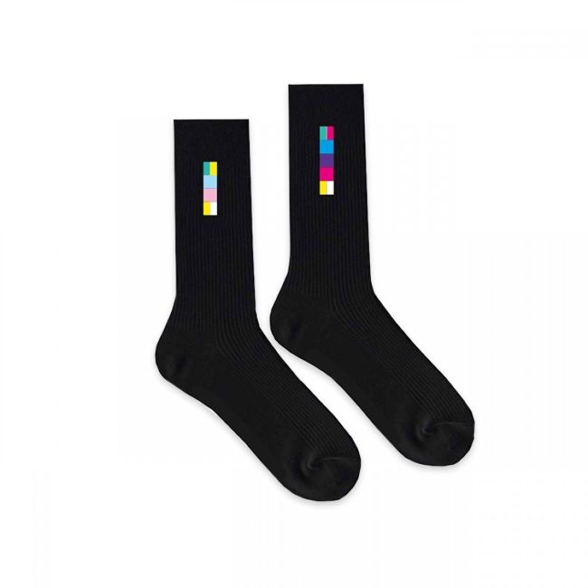 N    O     socks 