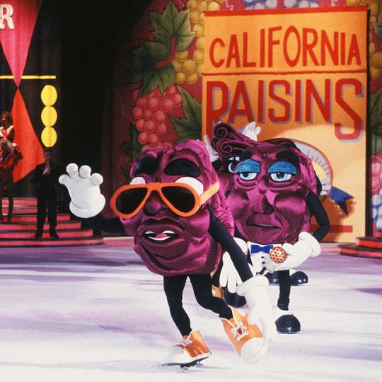 The California Raisins...on ice