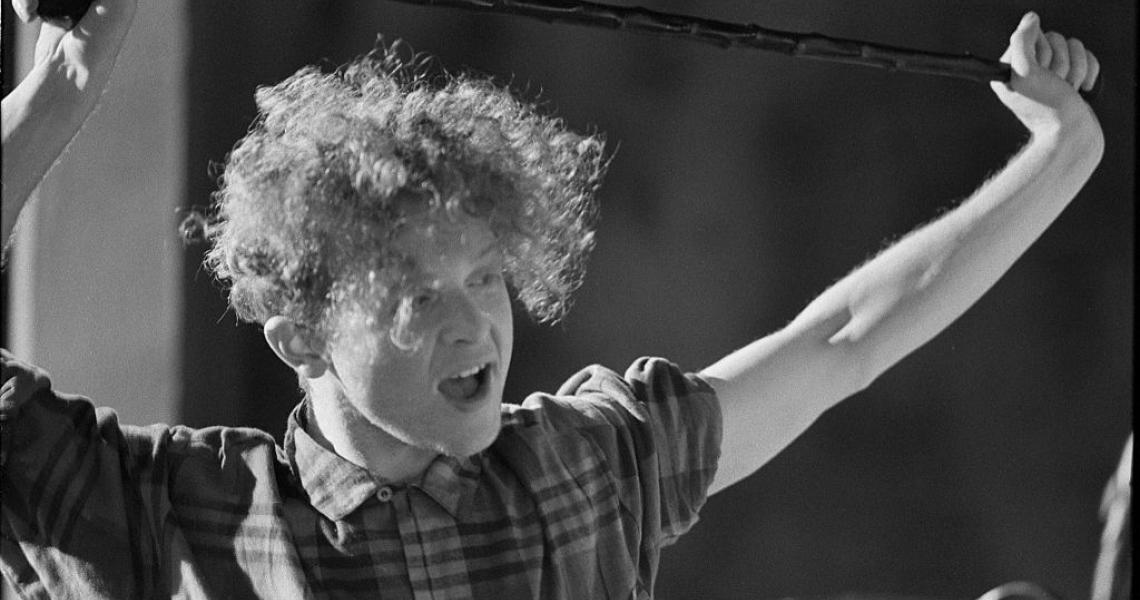 pin Kontoret Undervisning July 1986: Simply Red Hit #1 in America with "Holding Back the Years" |  Totally 80s