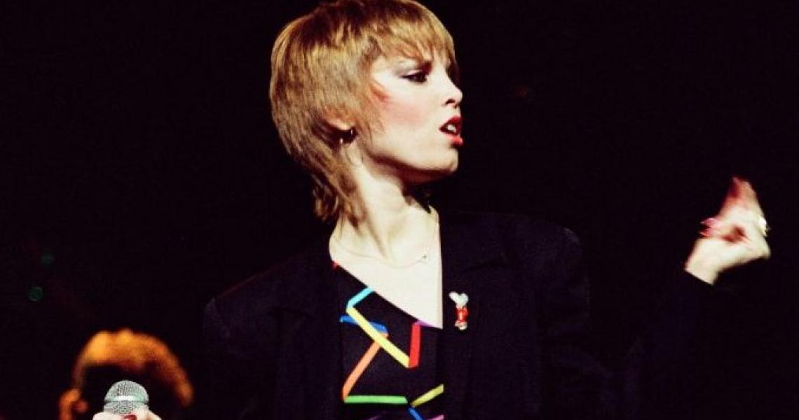 LONDON, UNITED KINGDOM - OCTOBER 18: Pat Benatar performs on stage on the 'Crimes of Passion' tour, at The Dominion Theatre on 18th October 1980 in London, United Kingdom. (Photo by Pete Still/Redferns)